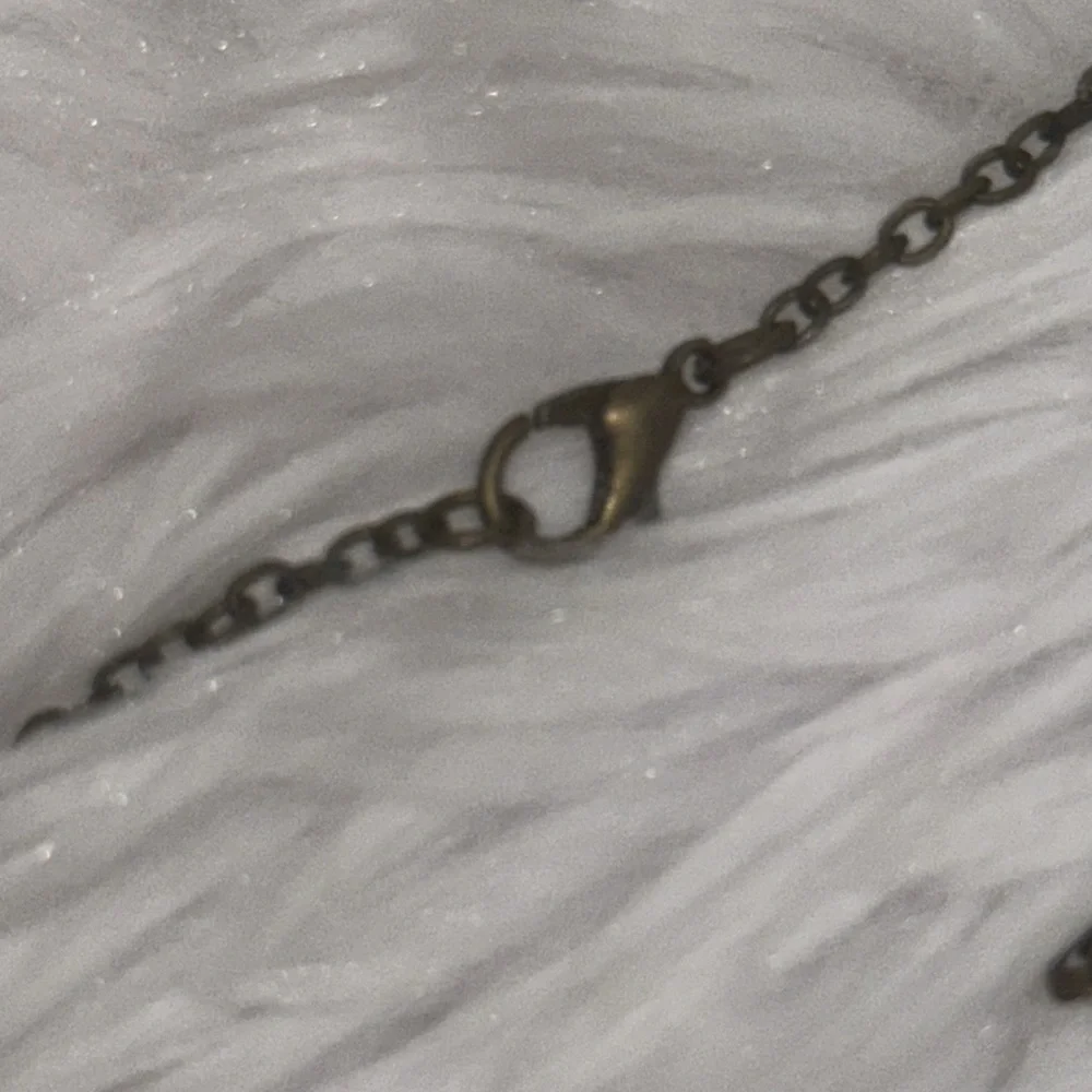 Hand‎ Painted Feather Charm Bracelet
